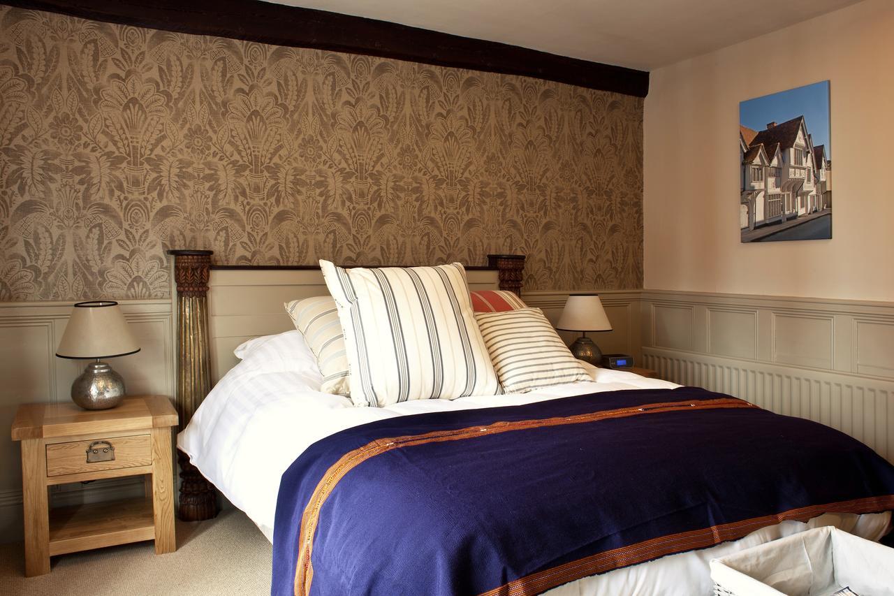 The Cross Keys Hotel Saffron Walden Exterior photo